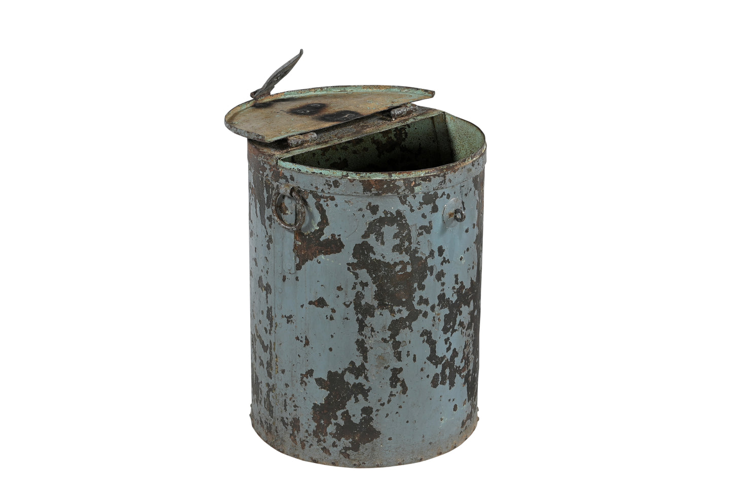 Vintage Iron Pot Tanki